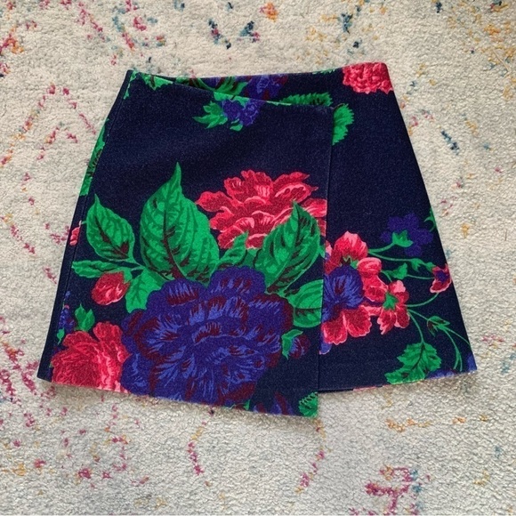 MSGM Milano Floral Wool Wraparound Skirt in Navy sz 4 - Picture 2 of 4